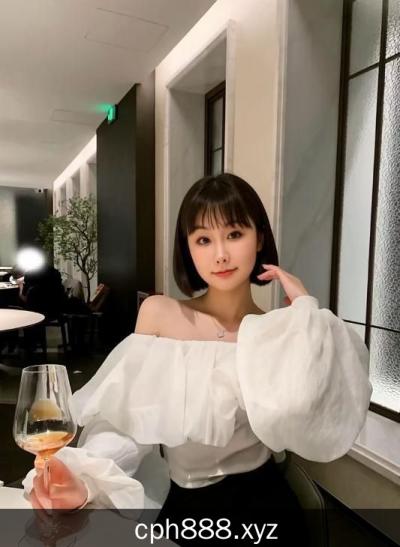 活泼的小锦鲤