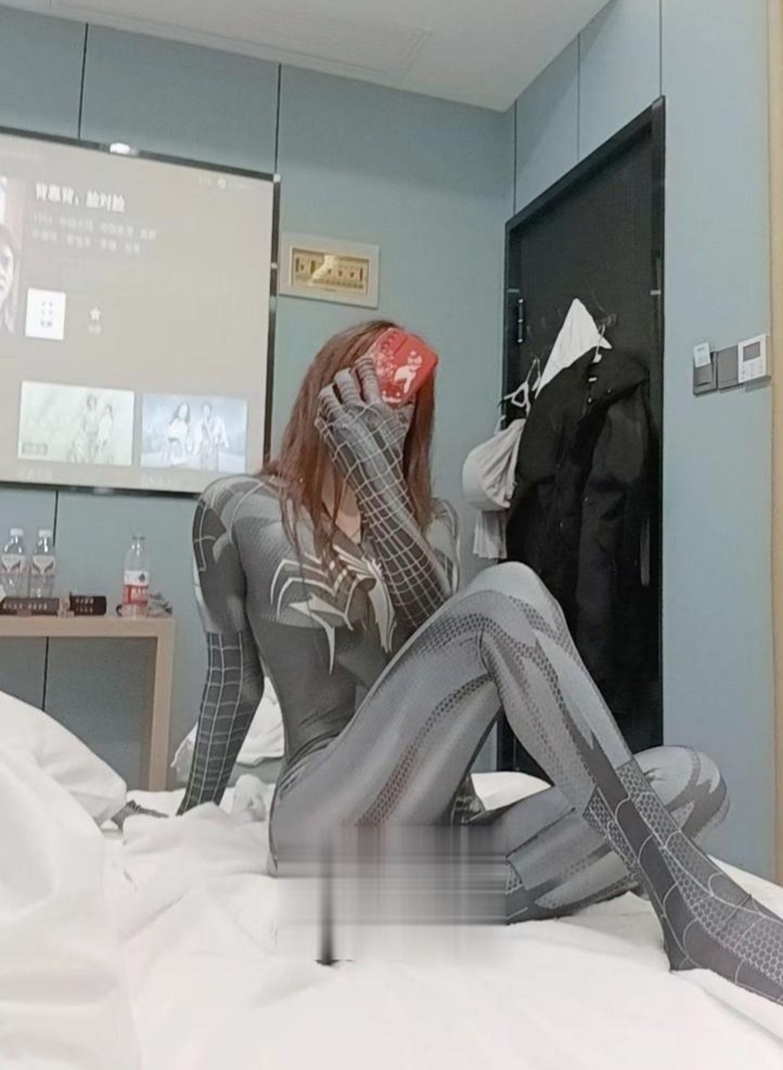 雨花制服小姐姐