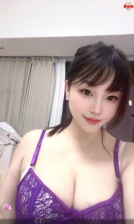 罗湖大胸小梦
