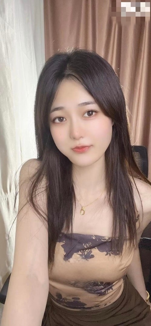 性感美臀大波浪小骚货